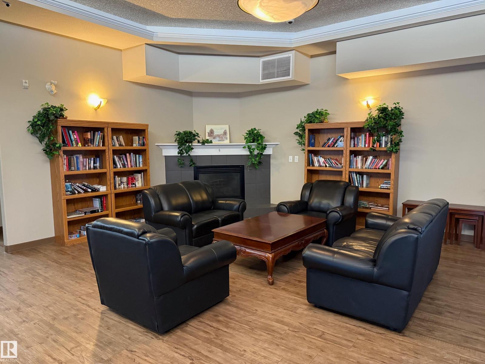 #516 237 YOUVILLE DR E NW - 23