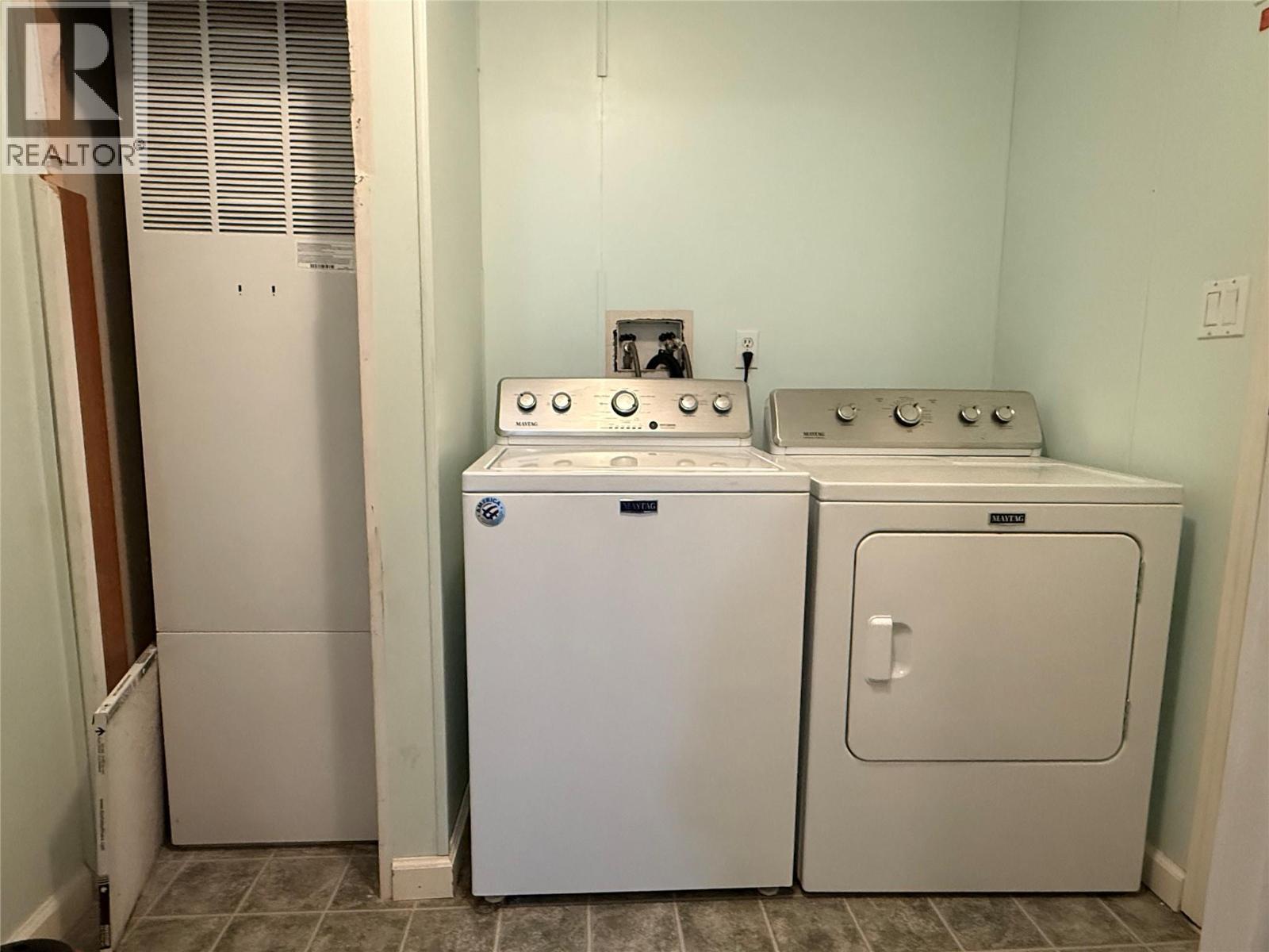 #10 7225 BOUNDARY DRIVE - 18