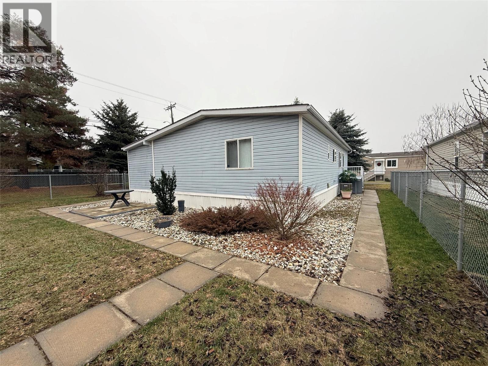 #10 7225 BOUNDARY DRIVE - 20