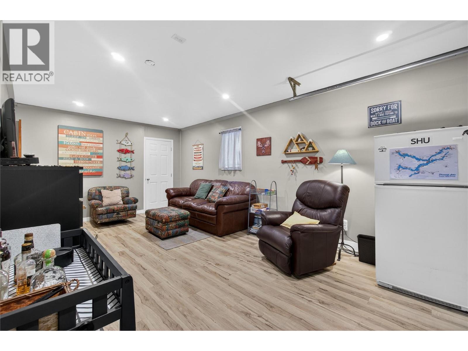 48 505 Poage Avenue, Sicamous