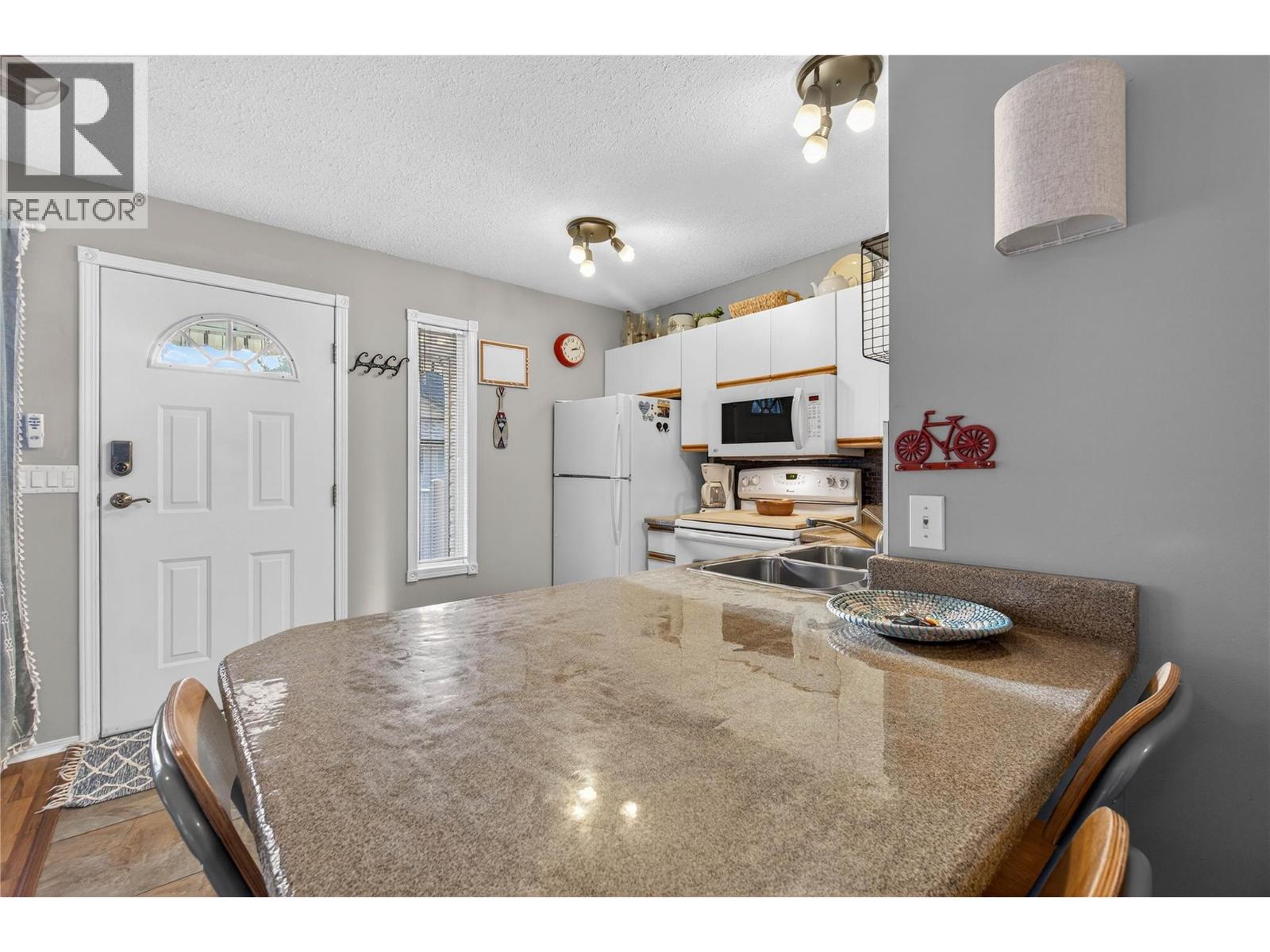 48 505 Poage Avenue, Sicamous