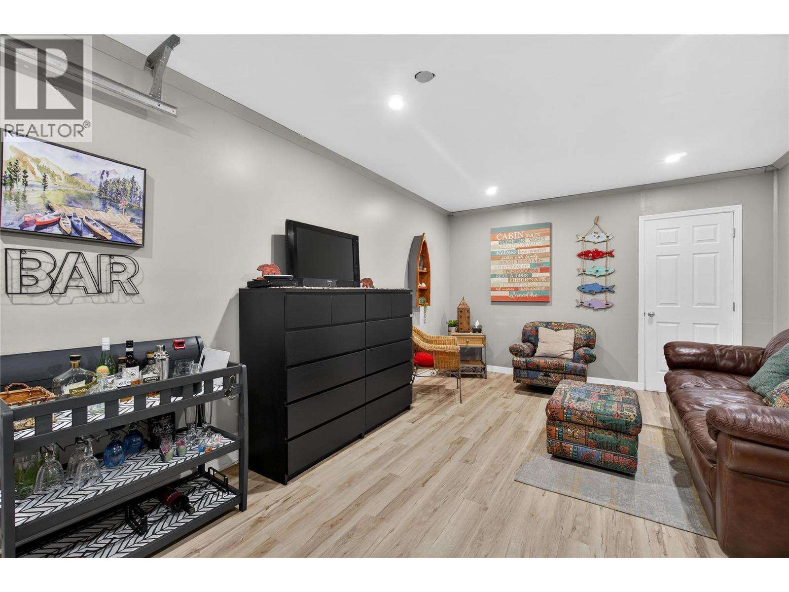 48 505 Poage Avenue, Sicamous