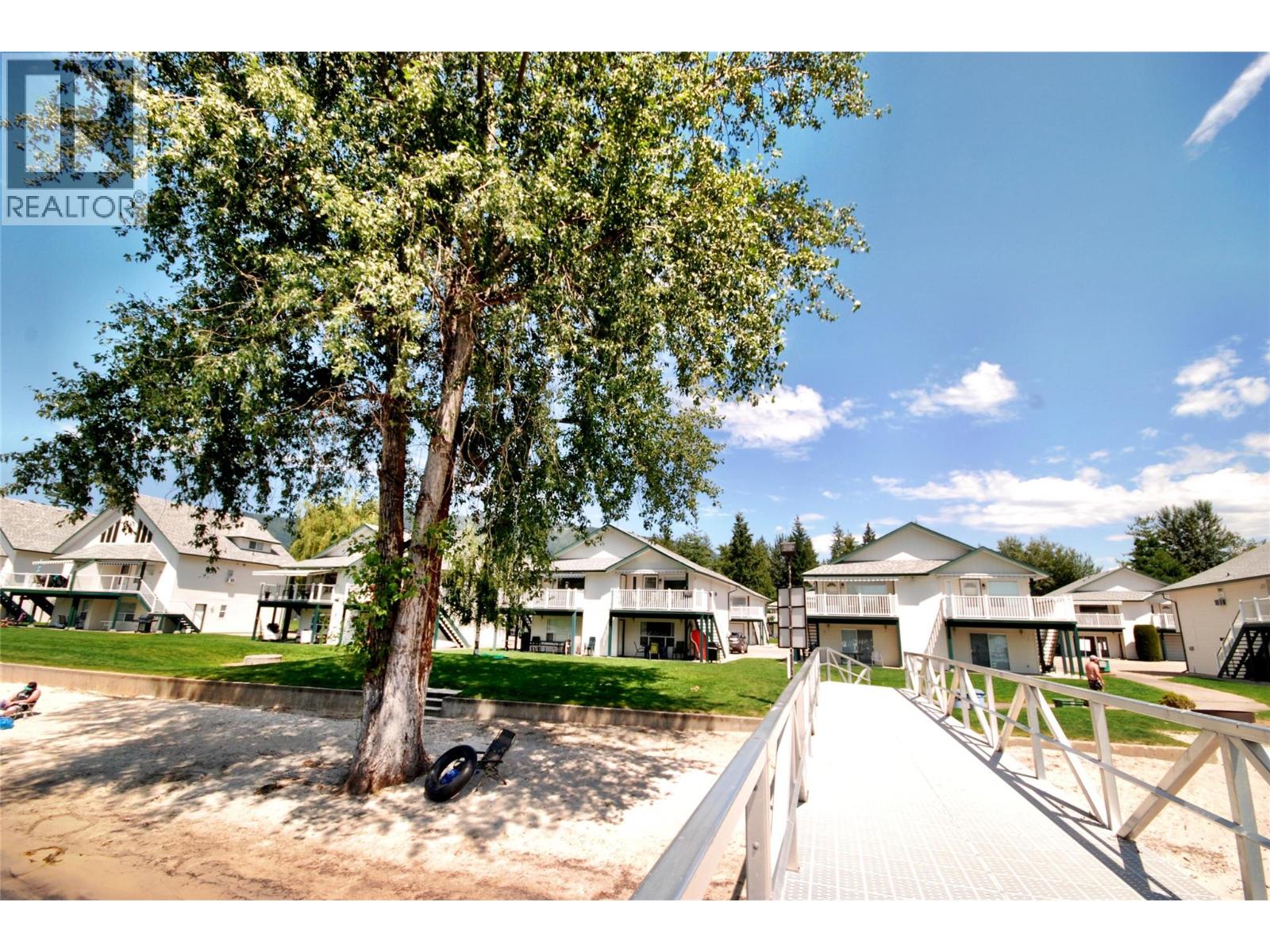 48 505 Poage Avenue, Sicamous