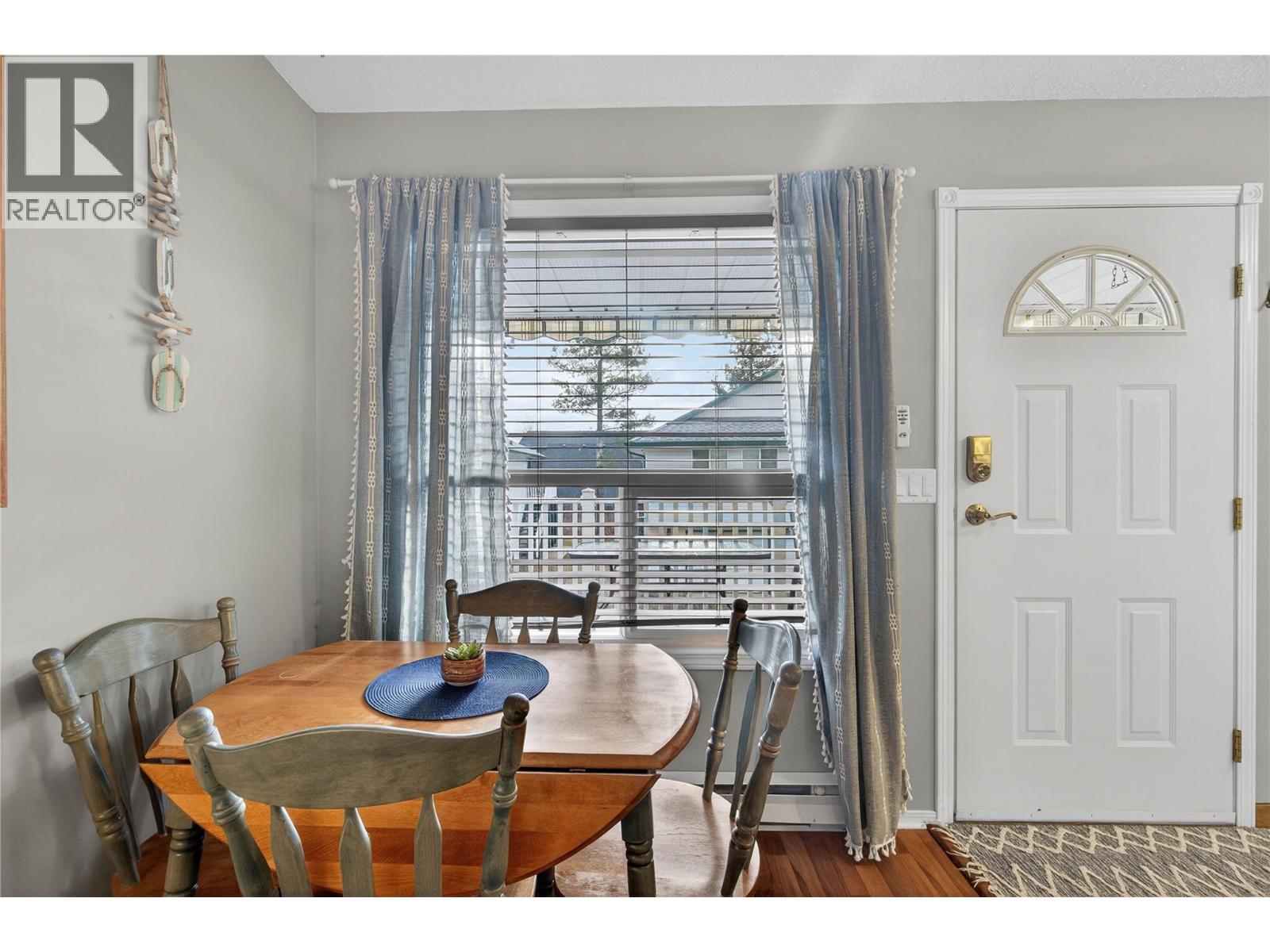 48 505 Poage Avenue, Sicamous