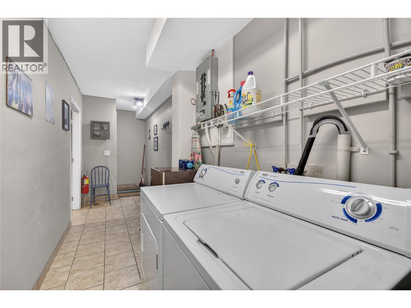 48 505 Poage Avenue, Sicamous