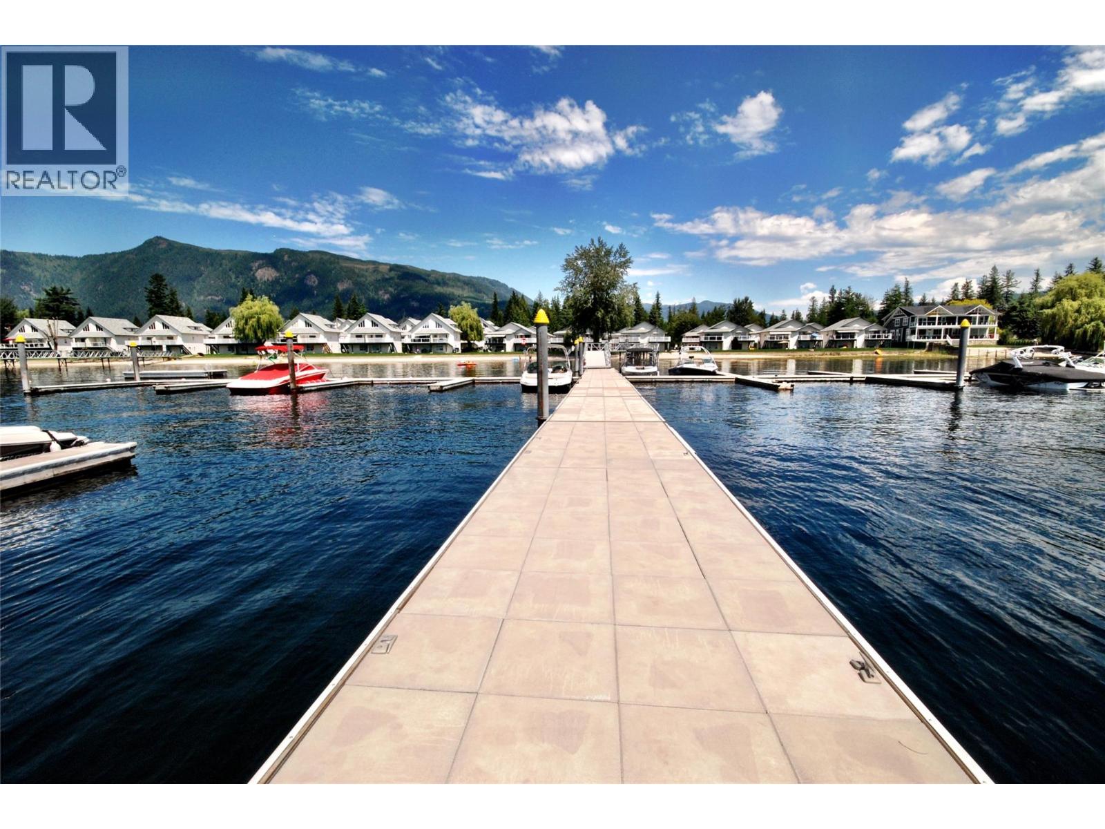 48 505 Poage Avenue, Sicamous