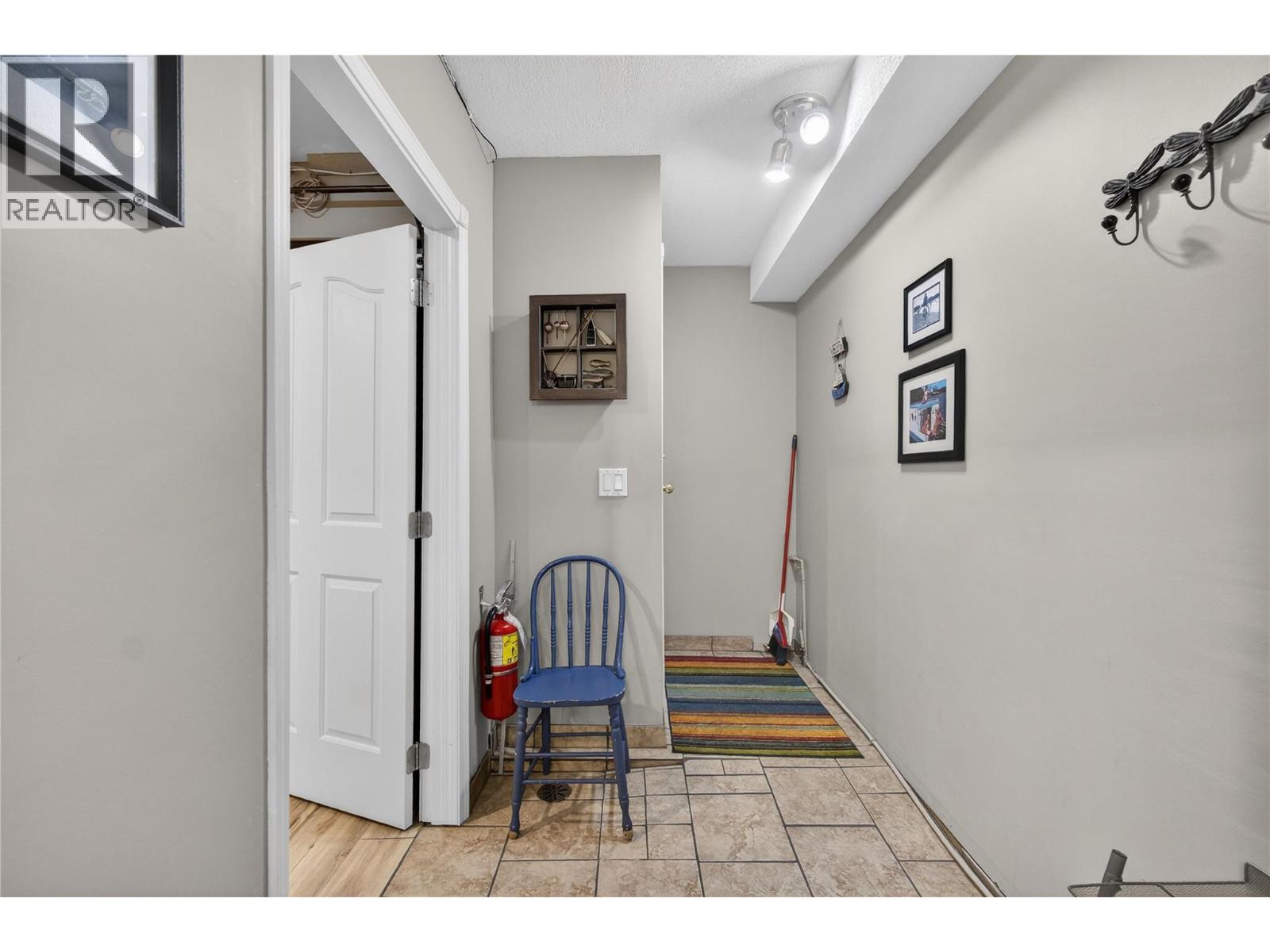 48 505 Poage Avenue, Sicamous