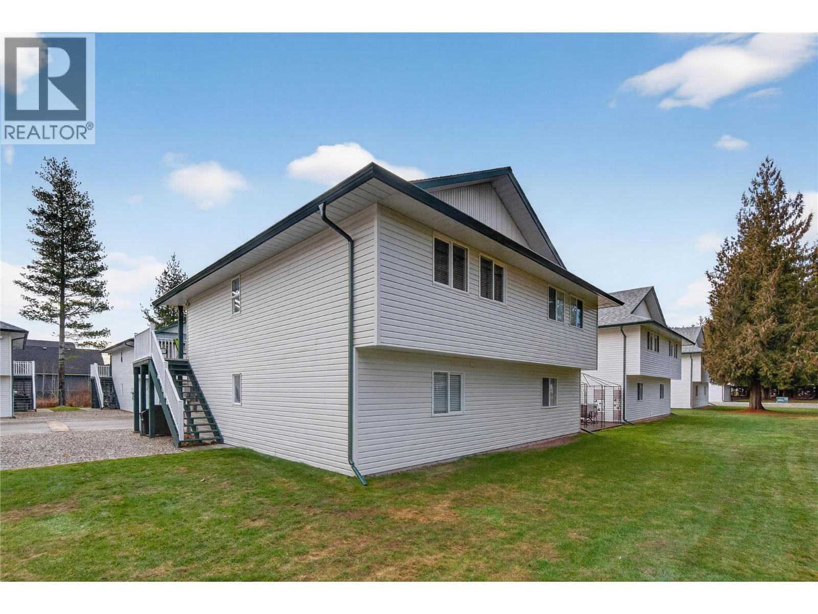 48 505 Poage Avenue, Sicamous