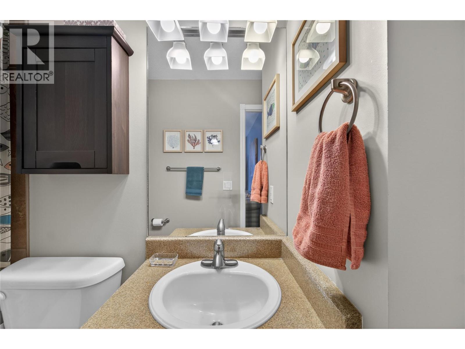 48 505 Poage Avenue, Sicamous