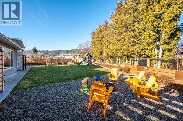 9574 Robson Crescent, Summerland