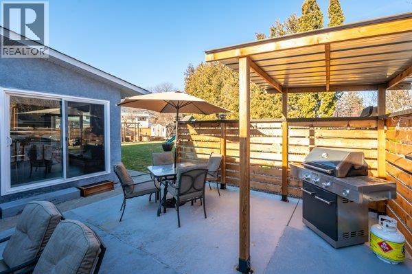 9574 Robson Crescent, Summerland