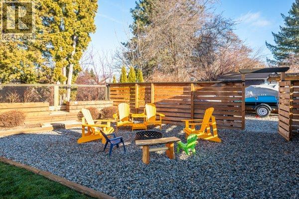 9574 Robson Crescent, Summerland