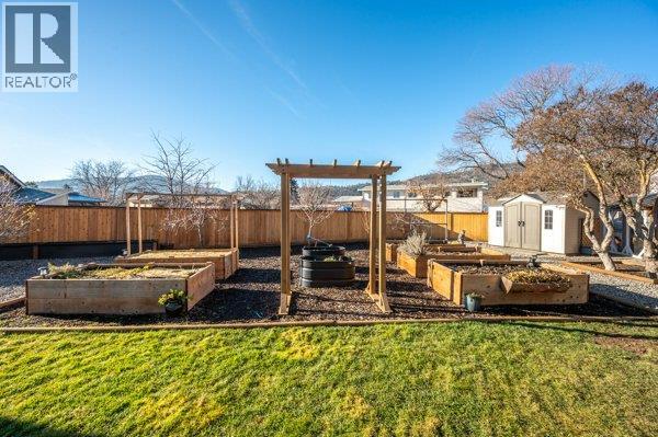 9574 Robson Crescent, Summerland