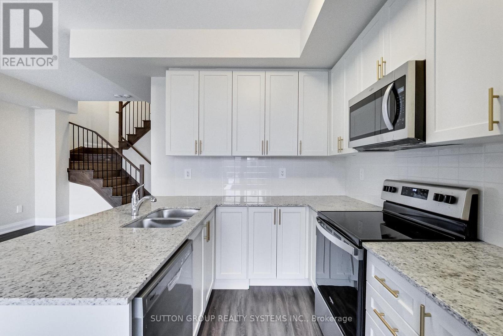 1581 Rose Unit 114 photo 3