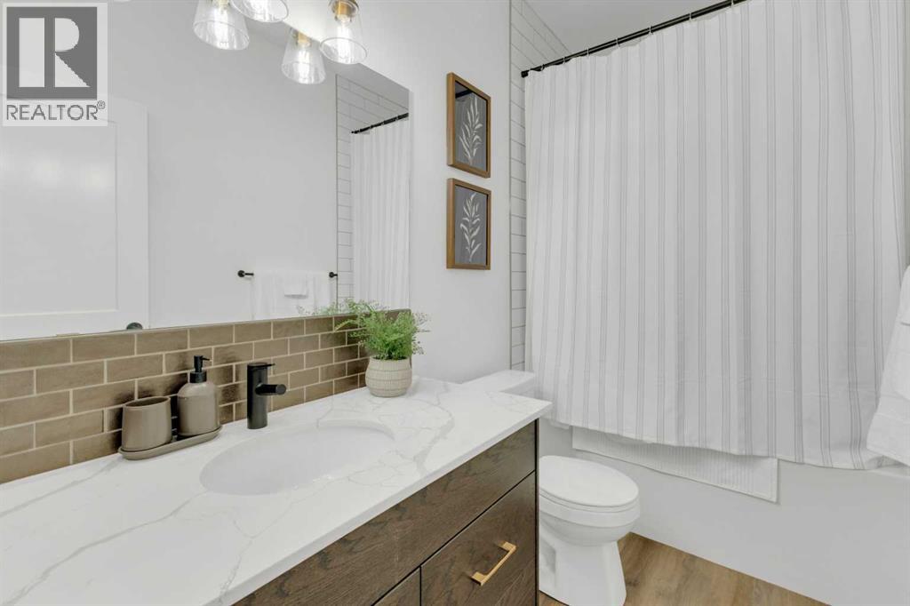 Single Family House for Sale in D  Evergreen Way Evergreen Red Deer 