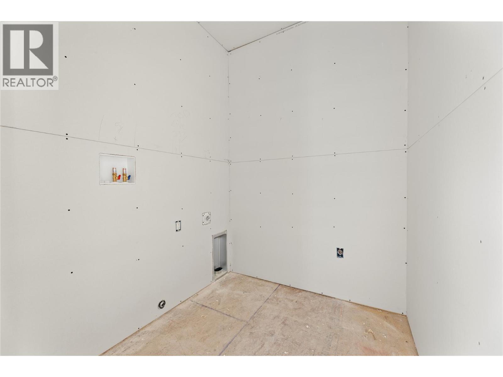 162 JAMES STREET - 10