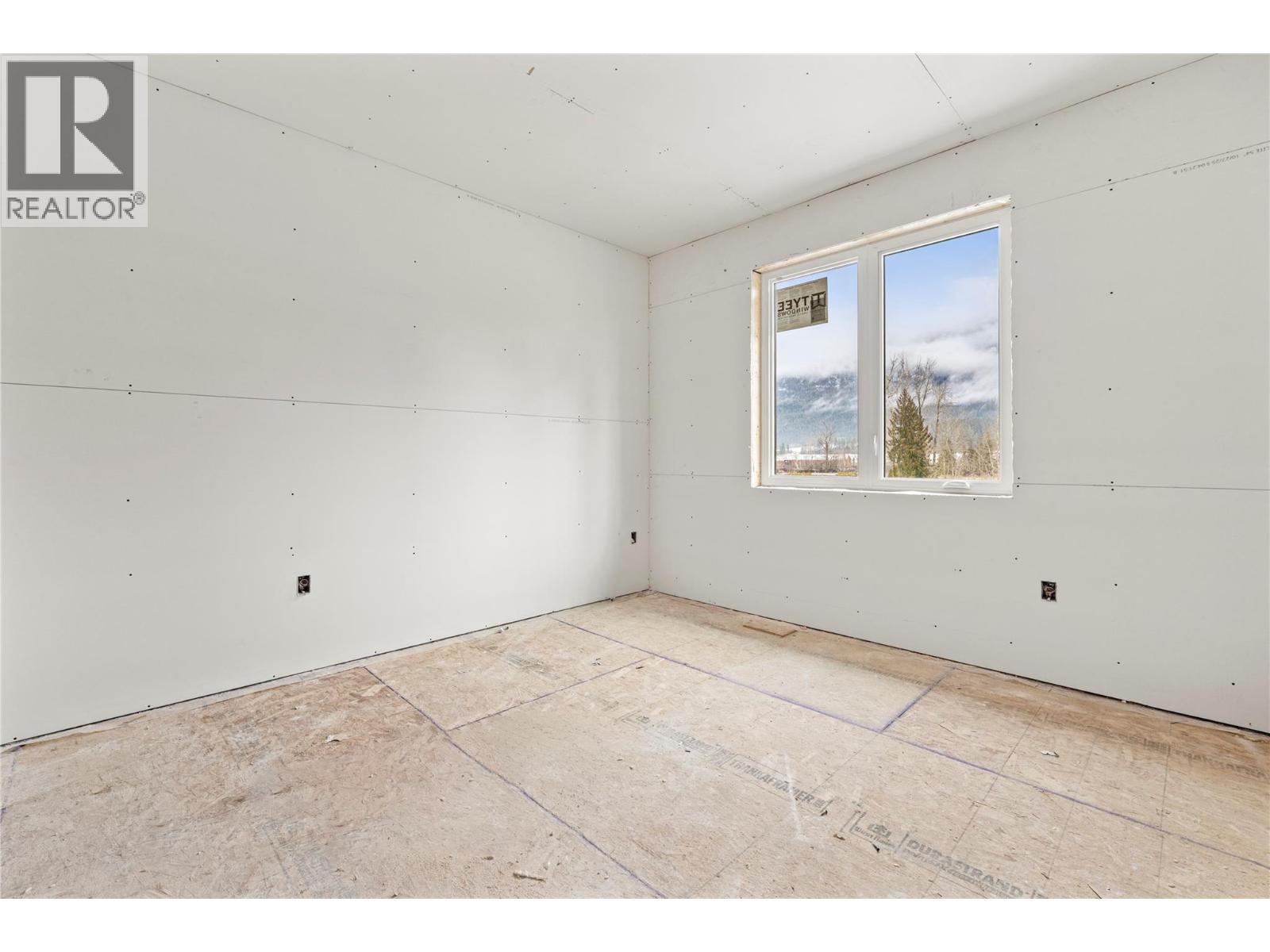 162 JAMES STREET - 7