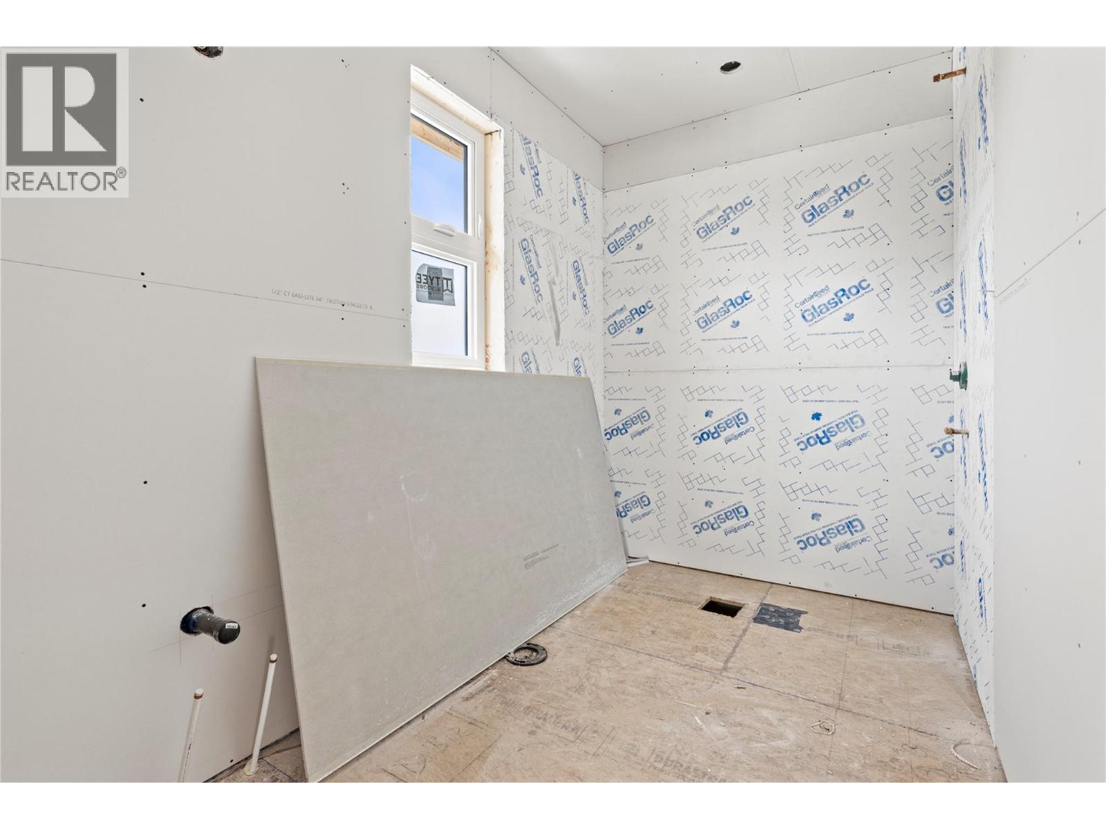 162 JAMES STREET - 12