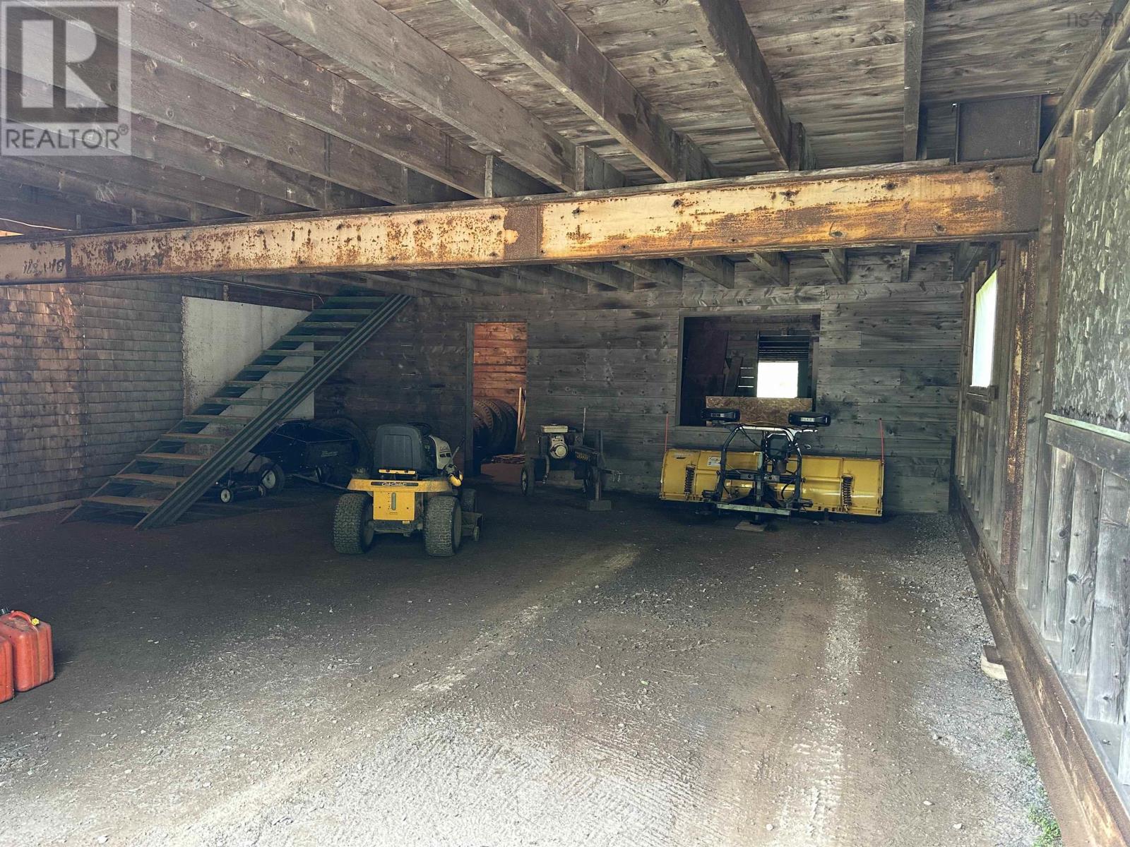 Property 12 of 38 of 6185 Highway 4