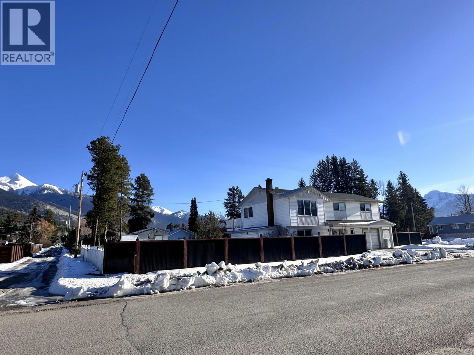 1272 4TH AVENUE, Valemount