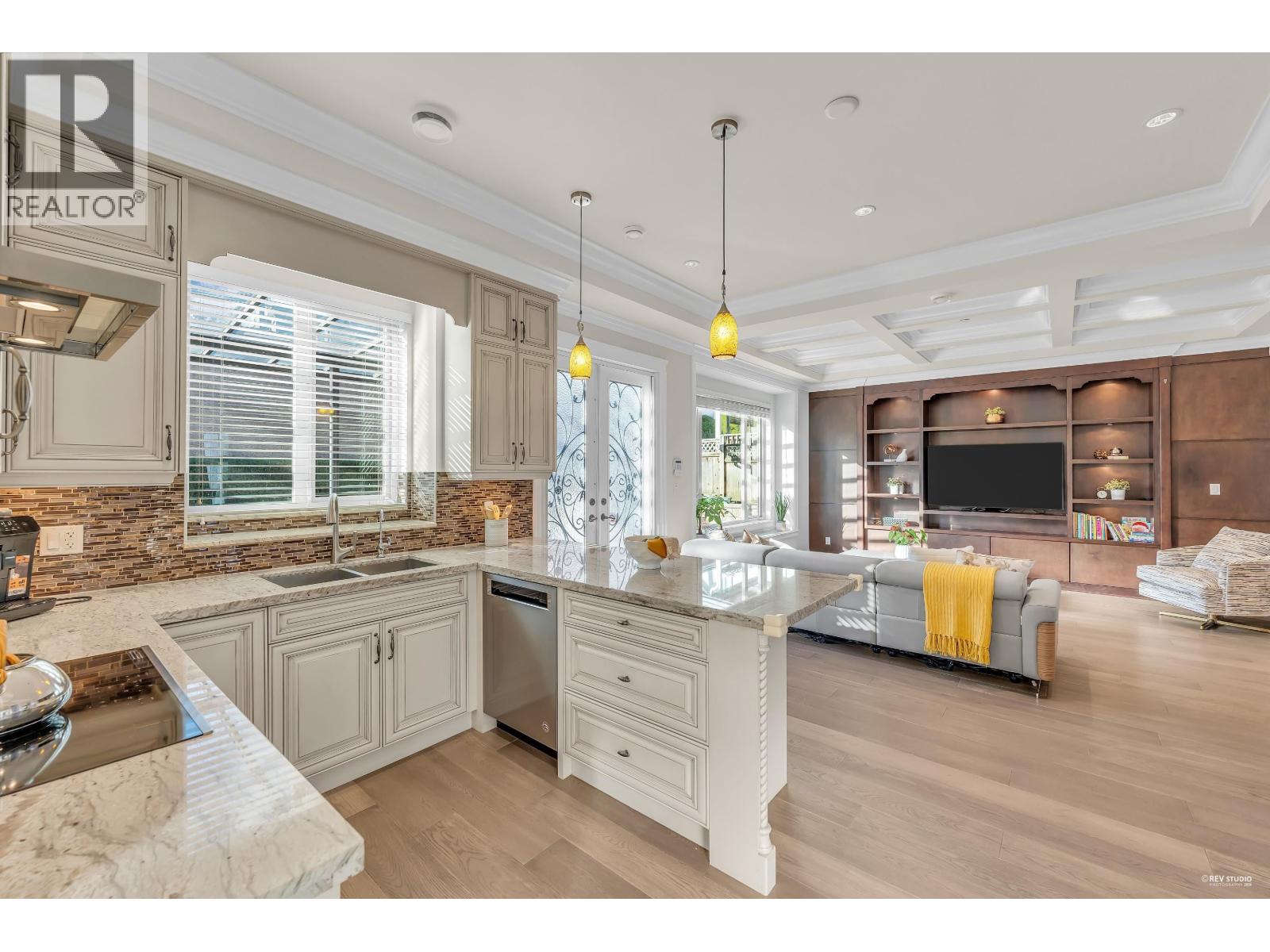 3369 PUGET DRIVE, Vancouver