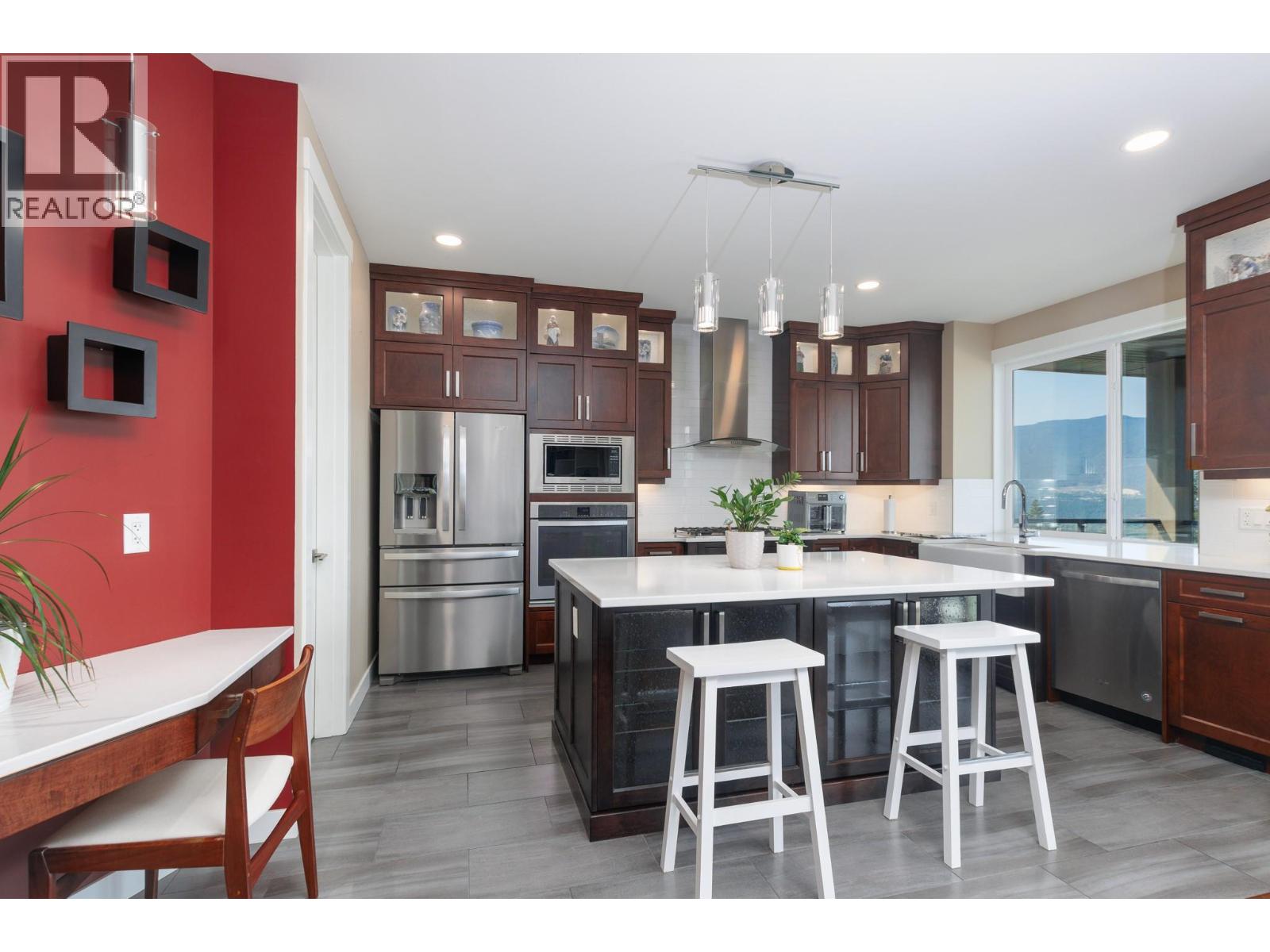 1061 19 Avenue SE, Salmon Arm