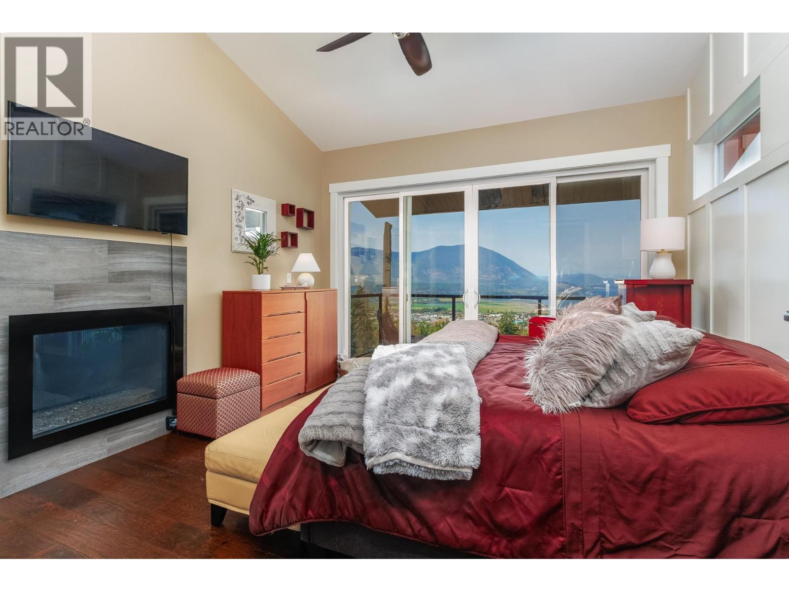 1061 19 Avenue SE, Salmon Arm