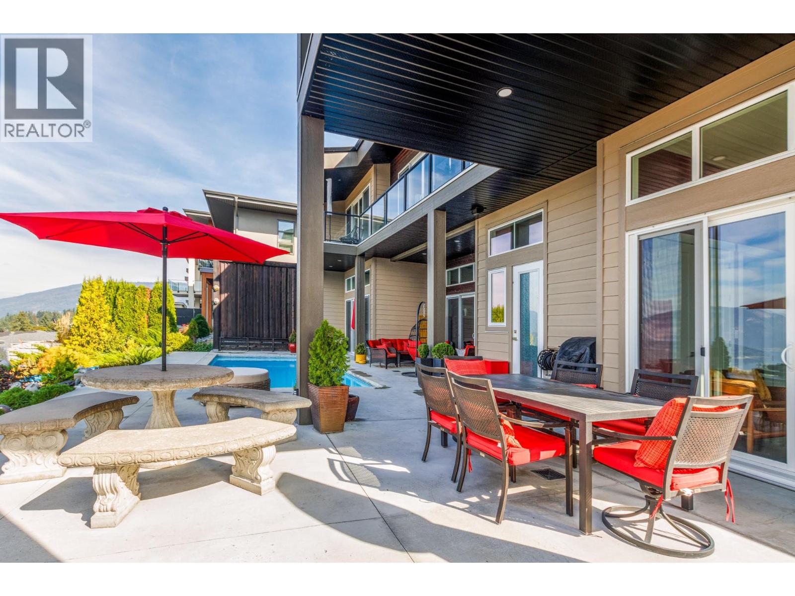 1061 19 Avenue SE, Salmon Arm