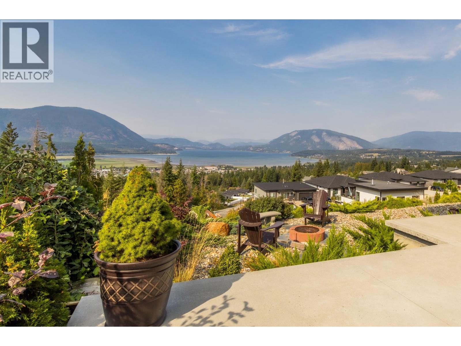 1061 19 Avenue SE, Salmon Arm