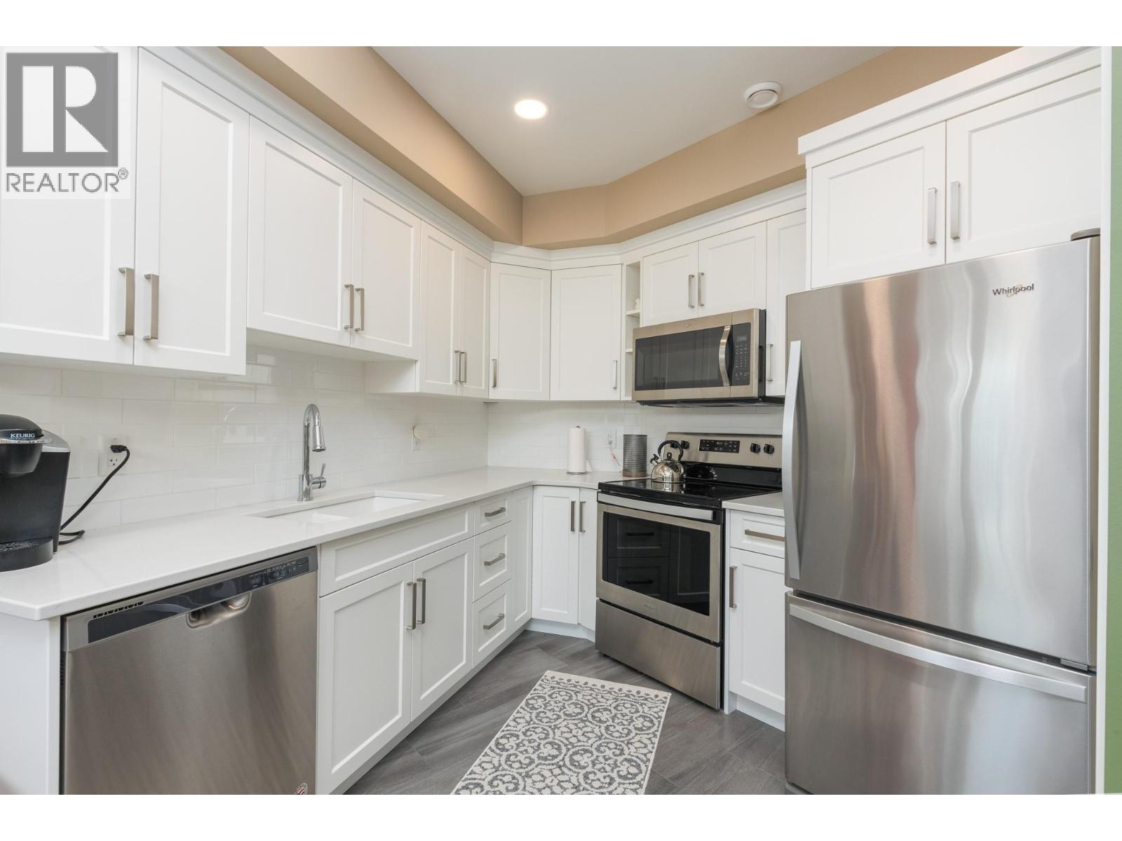 1061 19 Avenue SE, Salmon Arm