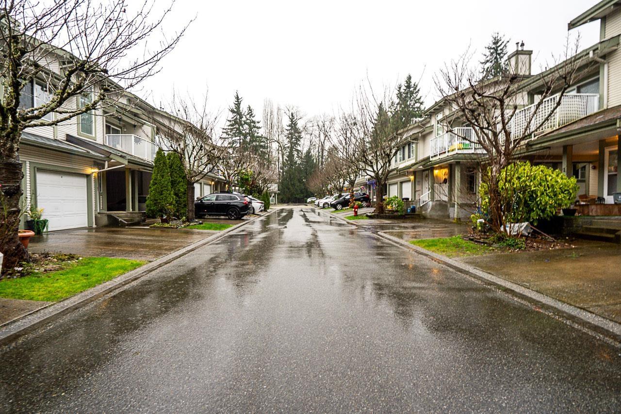 62 8892 208 STREET, Langley