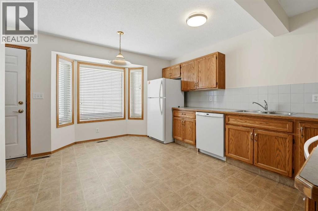 2 Davis Close, Red Deer