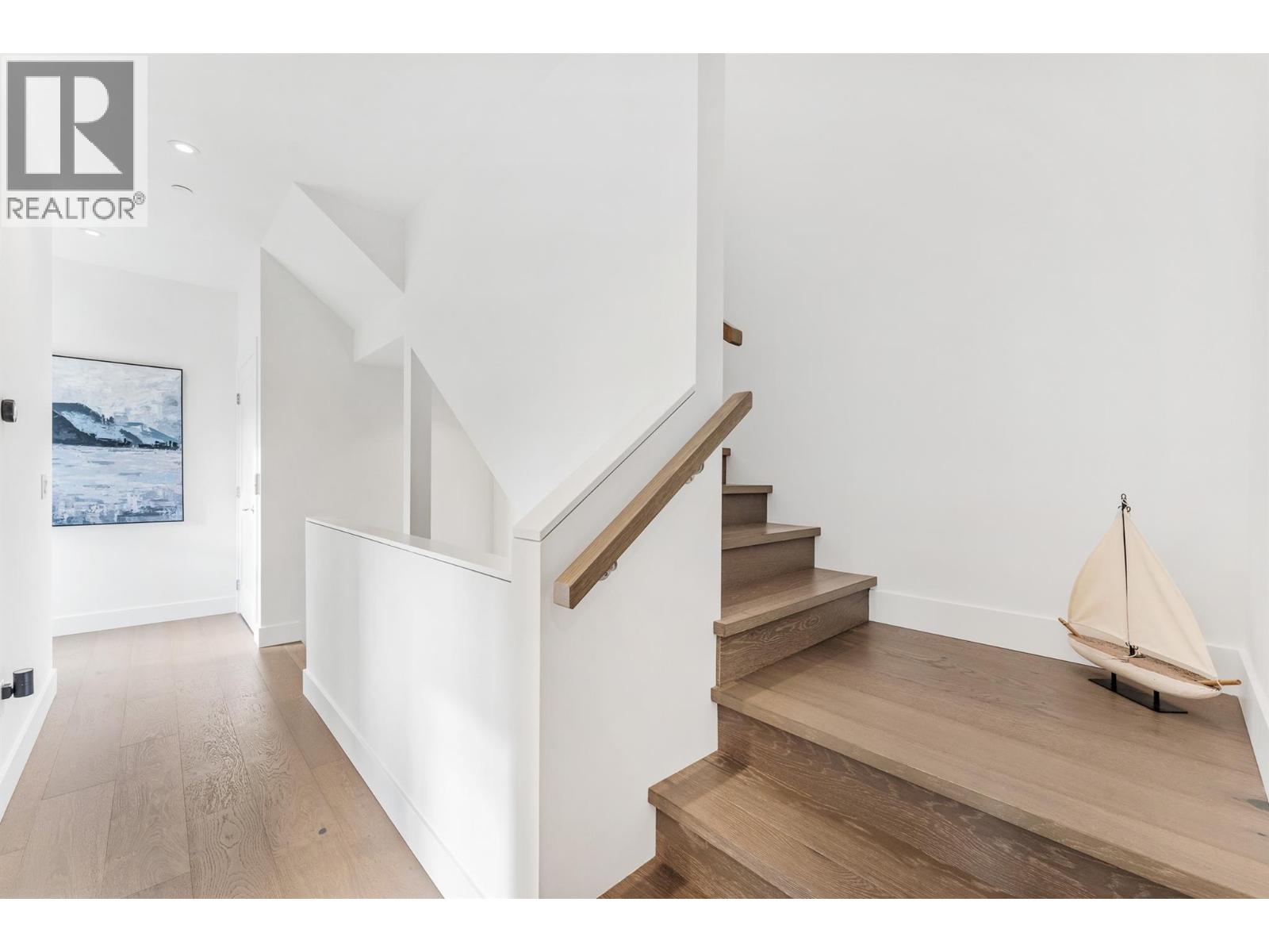 107 1308 Richter Street, Kelowna