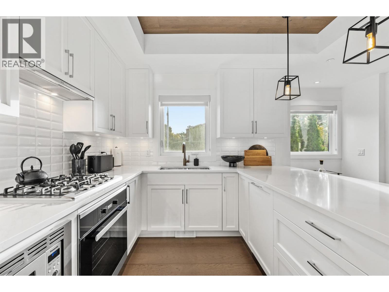 107 1308 Richter Street, Kelowna