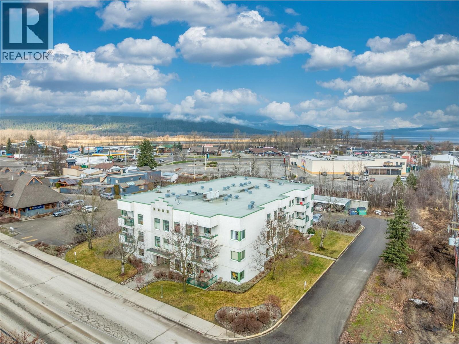 851 5 Avenue SW Unit# 305, Salmon Arm