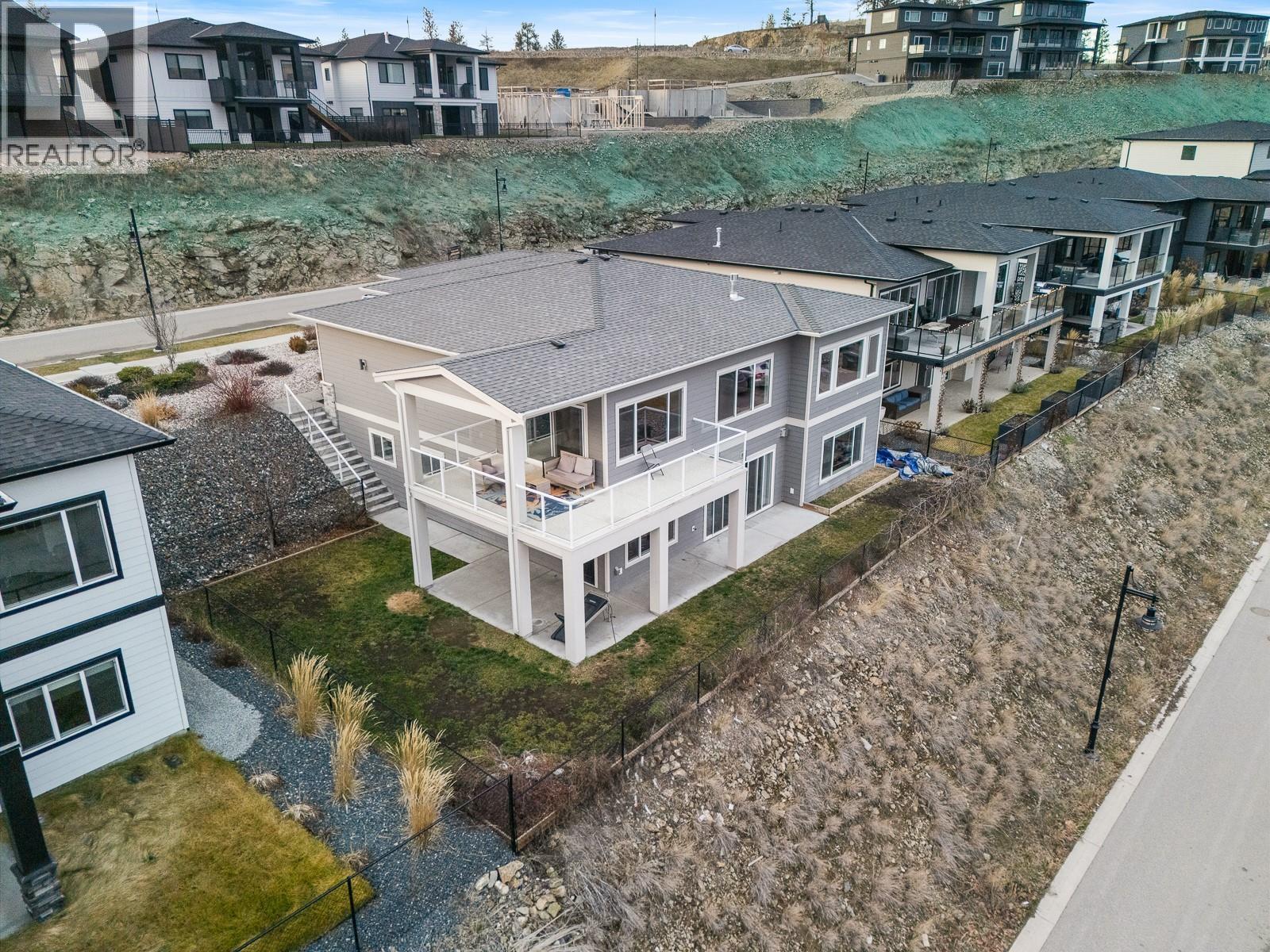  687 Acadia Street, Kelowna