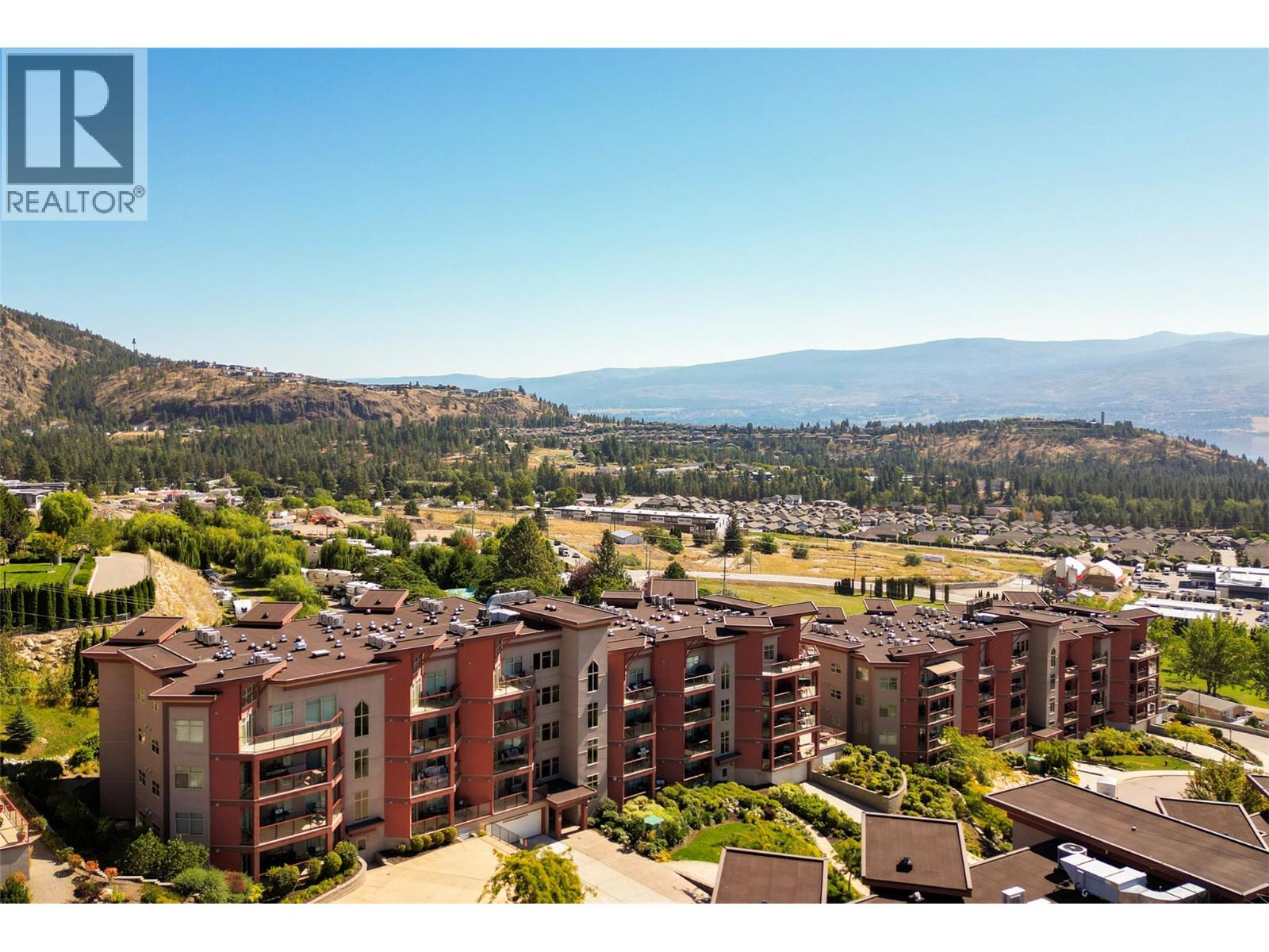 202 3220 Skyview Lane, West Kelowna