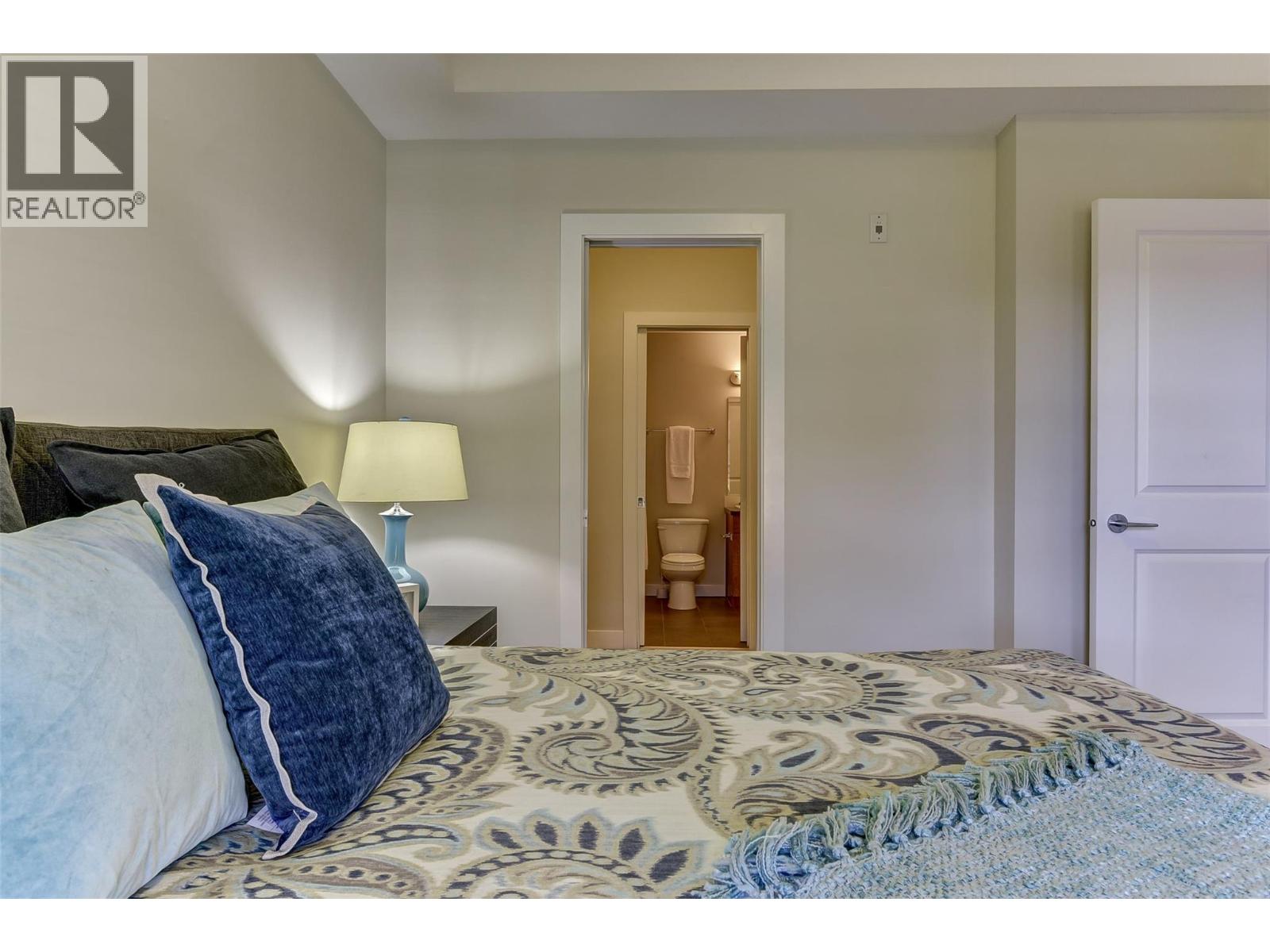 202 3220 Skyview Lane, West Kelowna