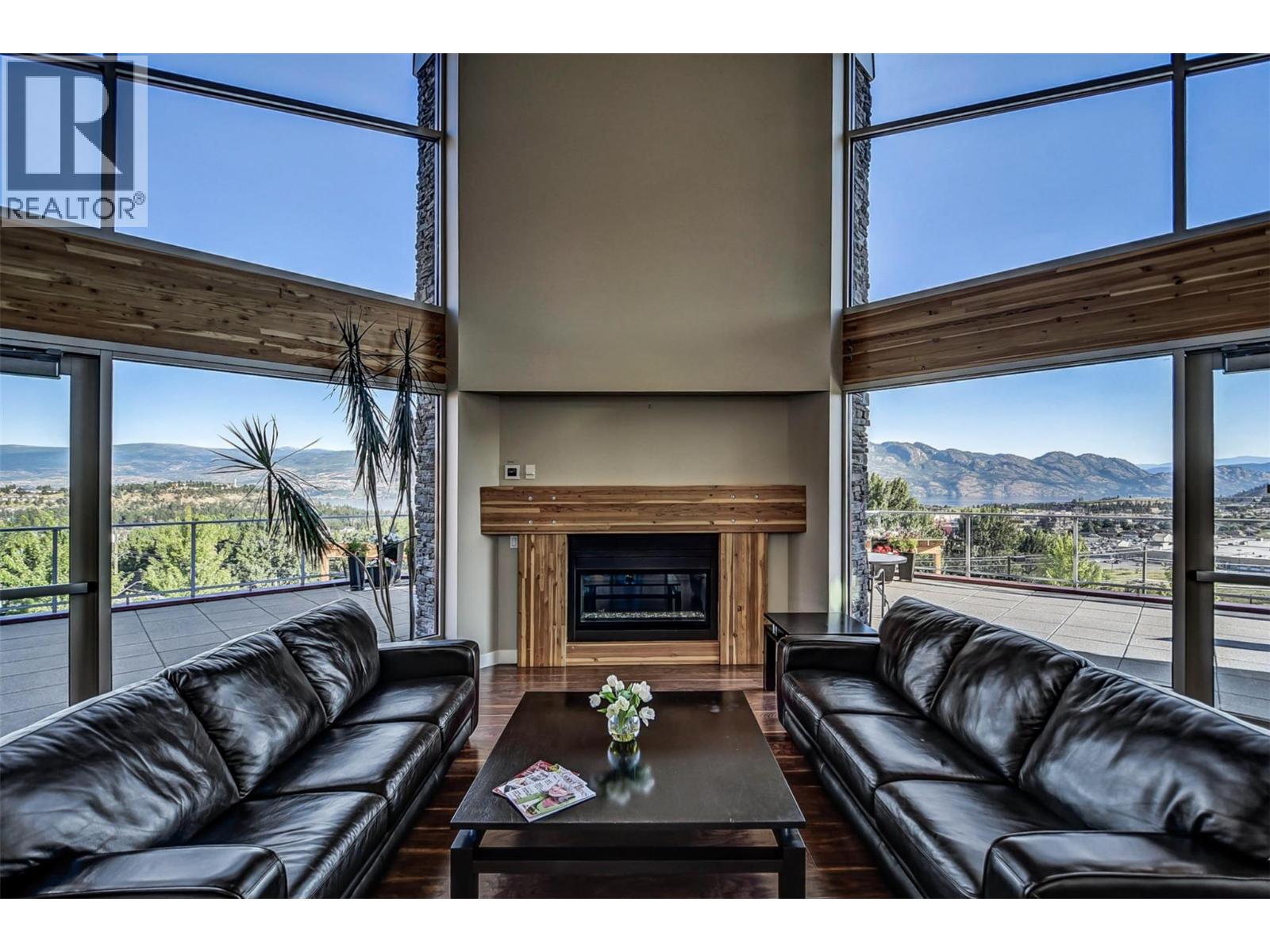 202 3220 Skyview Lane, West Kelowna