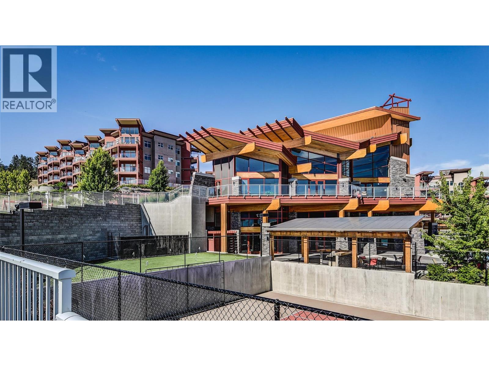 202 3220 Skyview Lane, West Kelowna