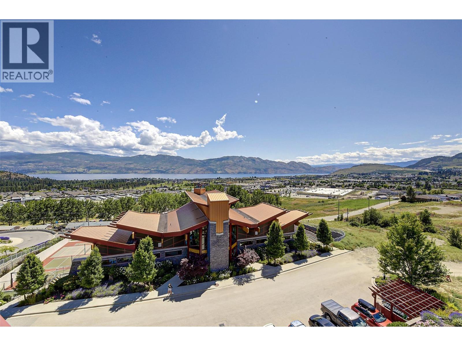 202 3220 Skyview Lane, West Kelowna