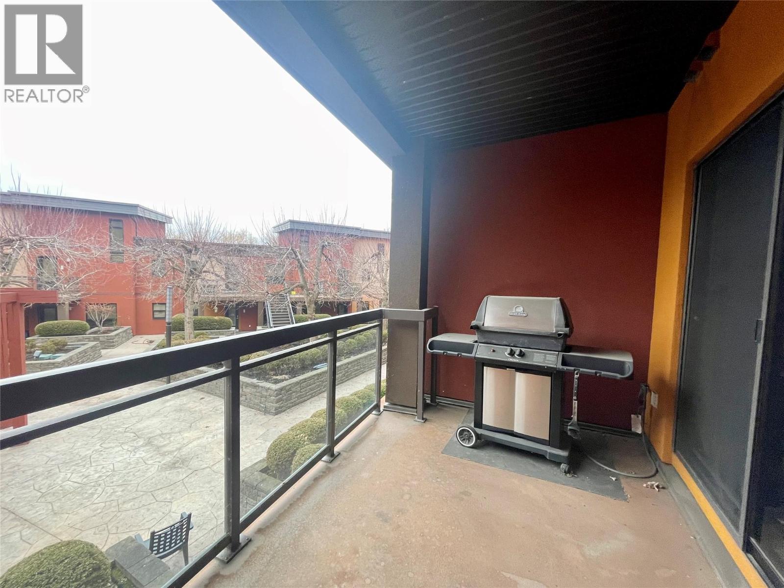 448 654 Cook Road, Kelowna