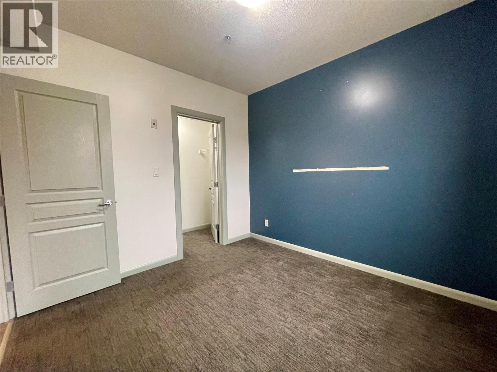 448 654 Cook Road, Kelowna