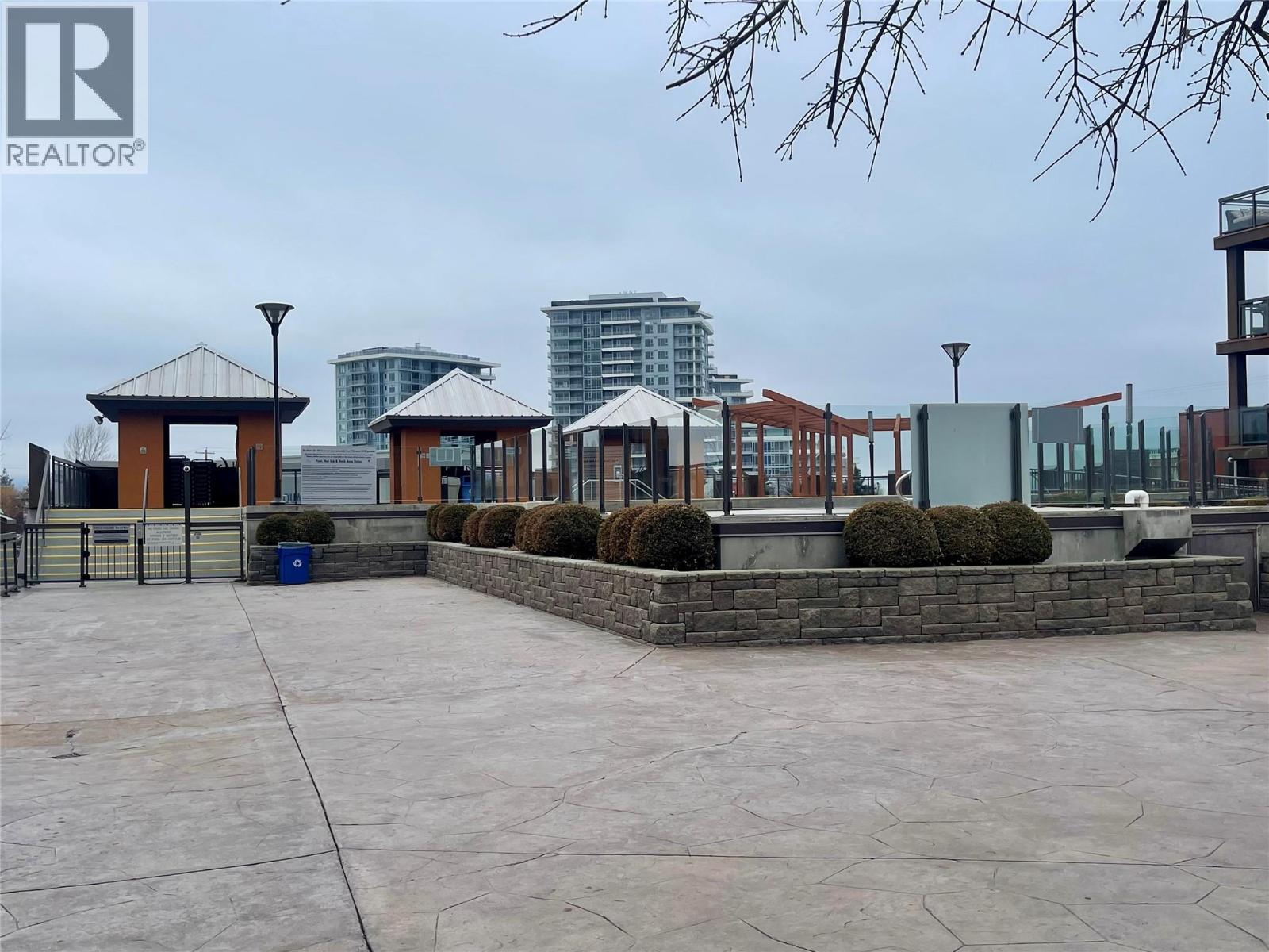 448 654 Cook Road, Kelowna