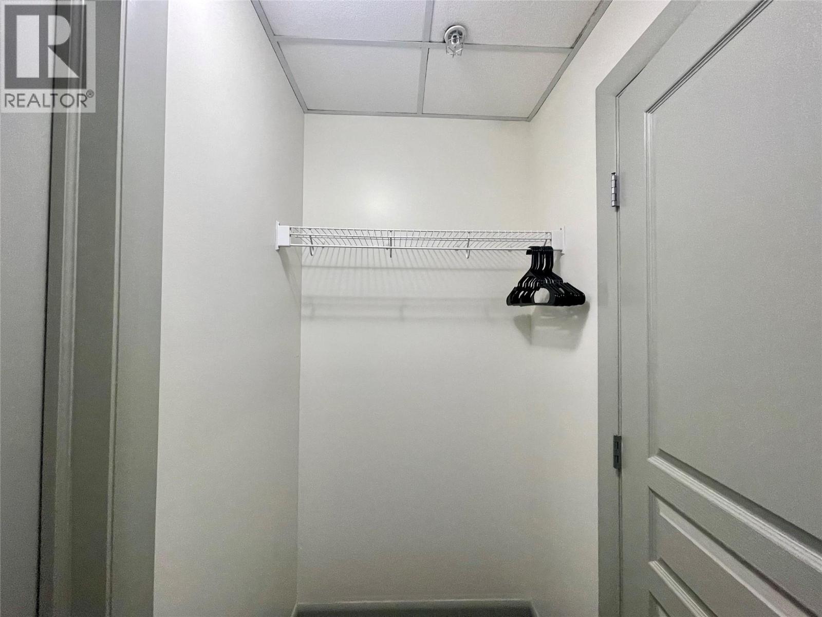 448 654 Cook Road, Kelowna