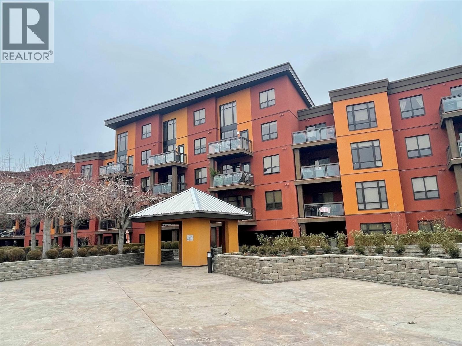 448 654 Cook Road, Kelowna