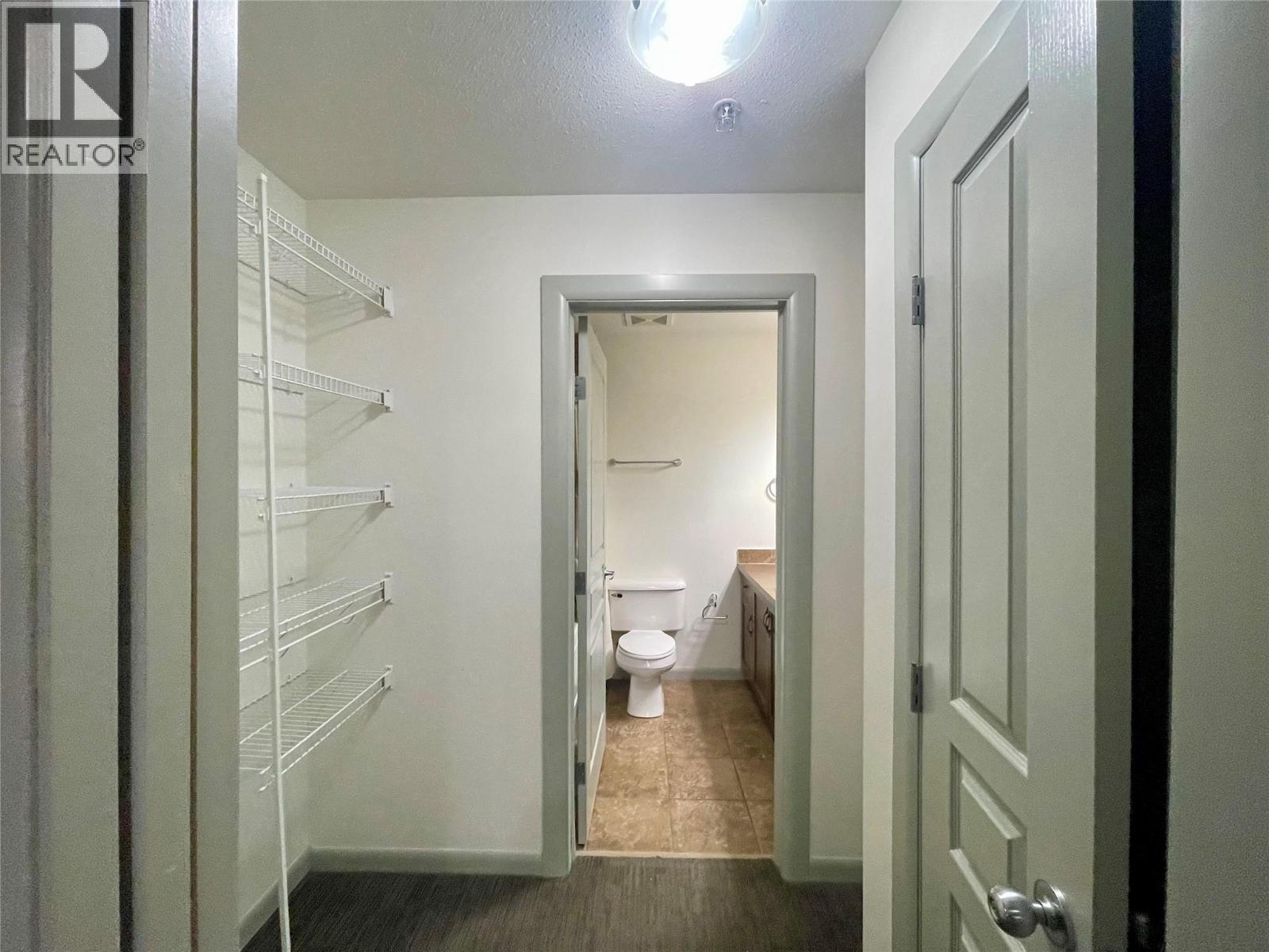 448 654 Cook Road, Kelowna