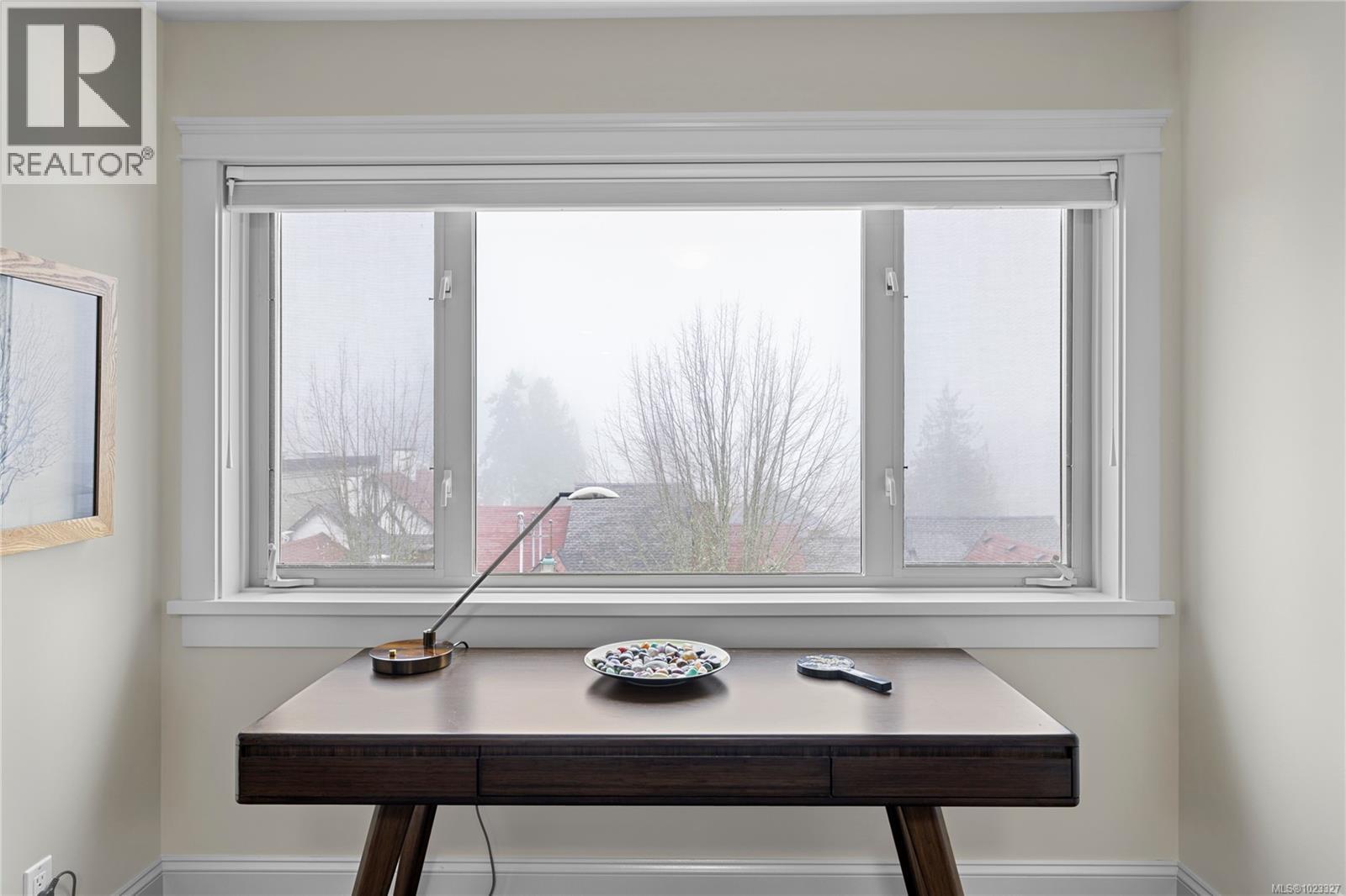 303 222 Second Ave W, Qualicum Beach