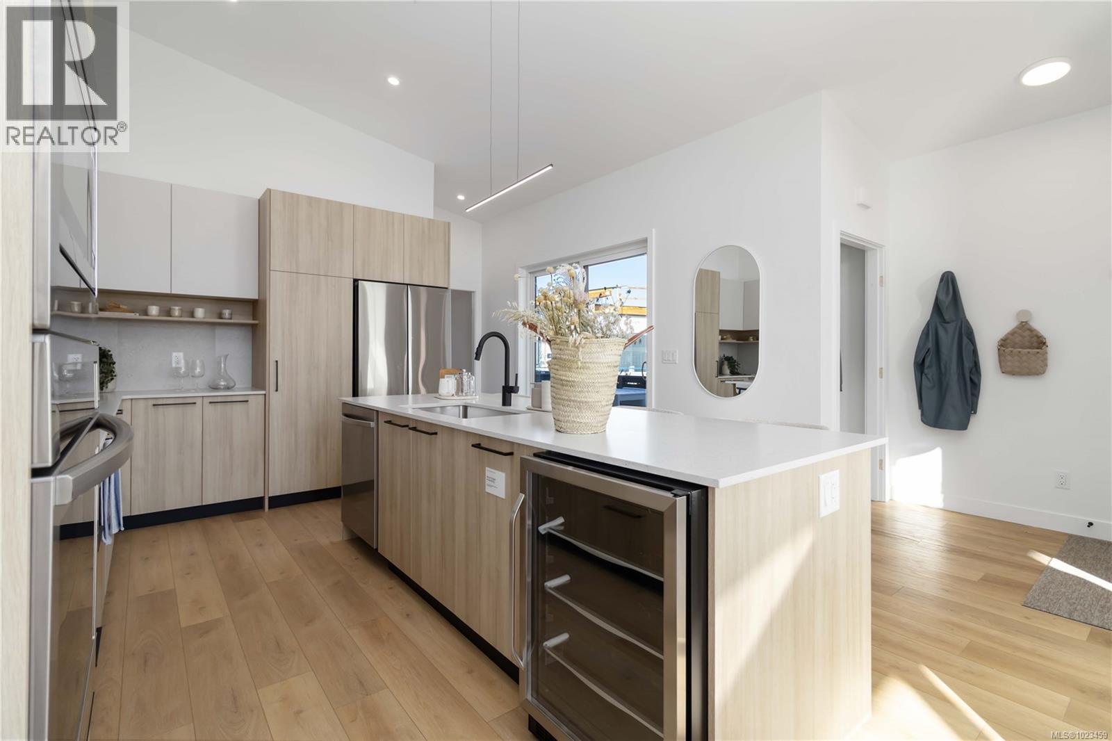 10 3638 Restoration Way, Colwood