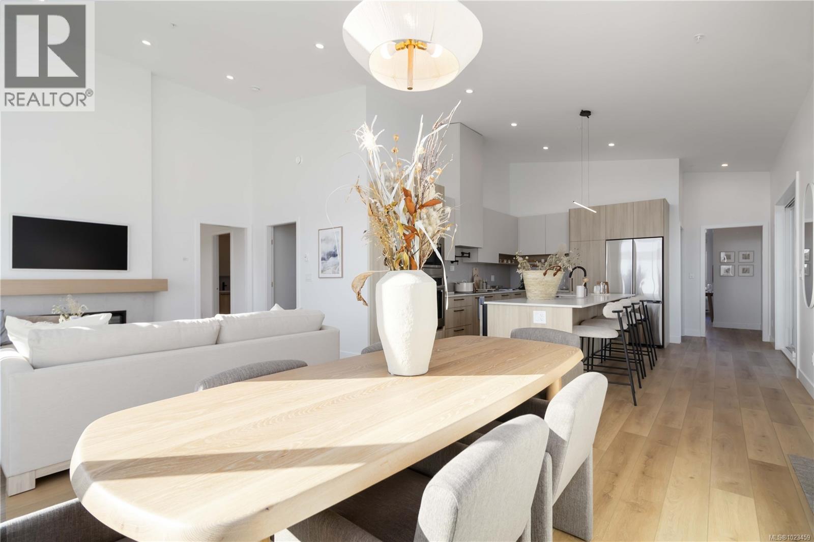 10 3638 Restoration Way, Colwood